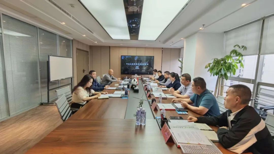 乐山市经济合作和外事局领导一行莅临雷行文化产业集团考察交流